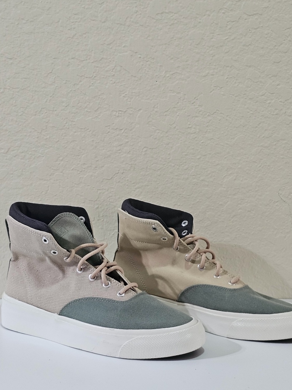 Converse Skid Grip High 'Safari Oil Green' 169640C Size 9 Mens - Picture 1 of 8